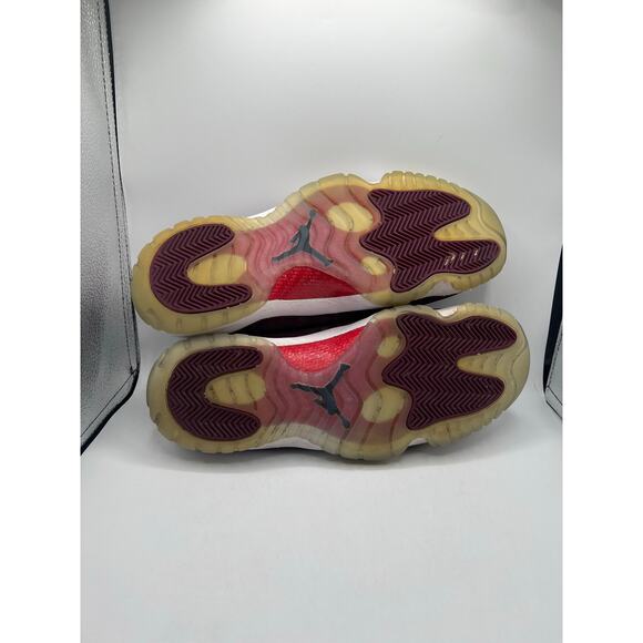 Air Jordan Future Low “Bordeaux Camo” size 10 men’s used - Picture 5 of 8